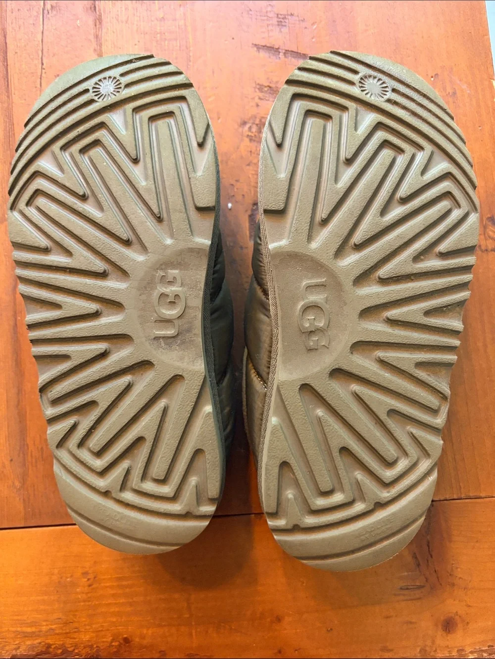 UGG Kids Olive Green Quilted Slip-On Clog Slippers
